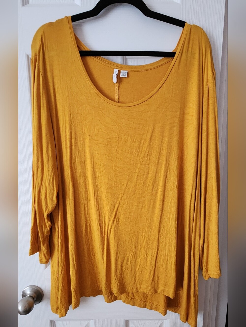 Cato 22/24W Women's Mustard Scoop Neck Long Sleeve Top